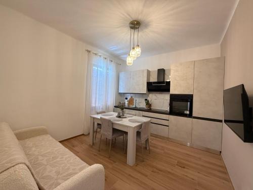 Porto d'Ascoli Apartment | oxa home