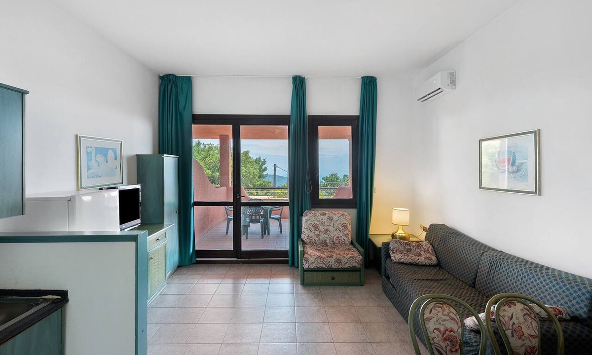 Palinuro Apartment | P.R. Club - Three-Room Enea 39 with Sea View, Private Terrace and Air Conditioning