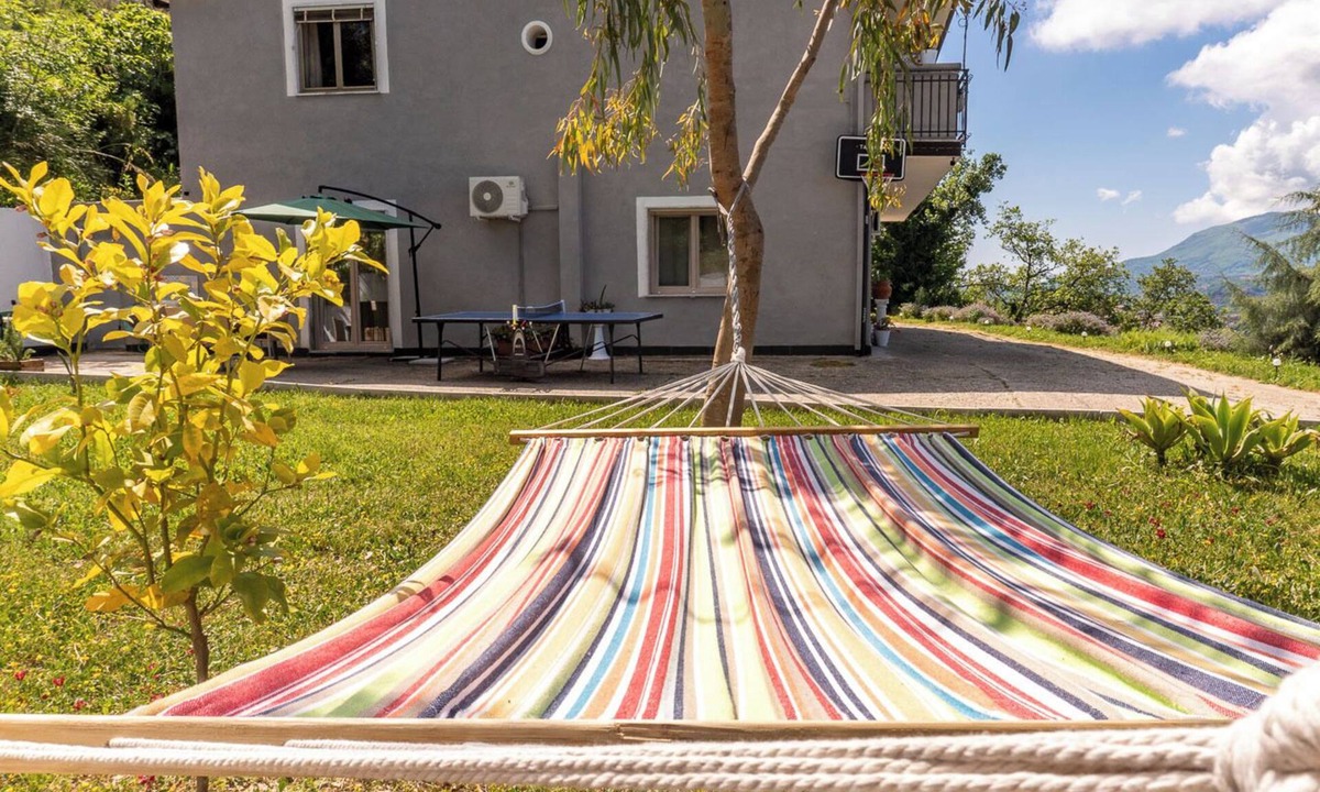 Prignano Cilento Villa | Panoramic villa surrounded by greenery, 4 rooms: private bathroom, air conditioning and TV.