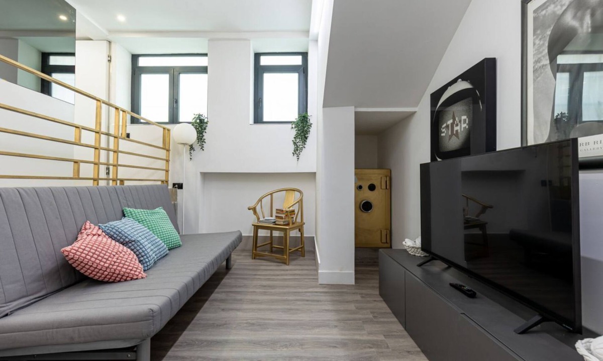 Milan Apartment | Peaceful Paradise in Milan | San Siro