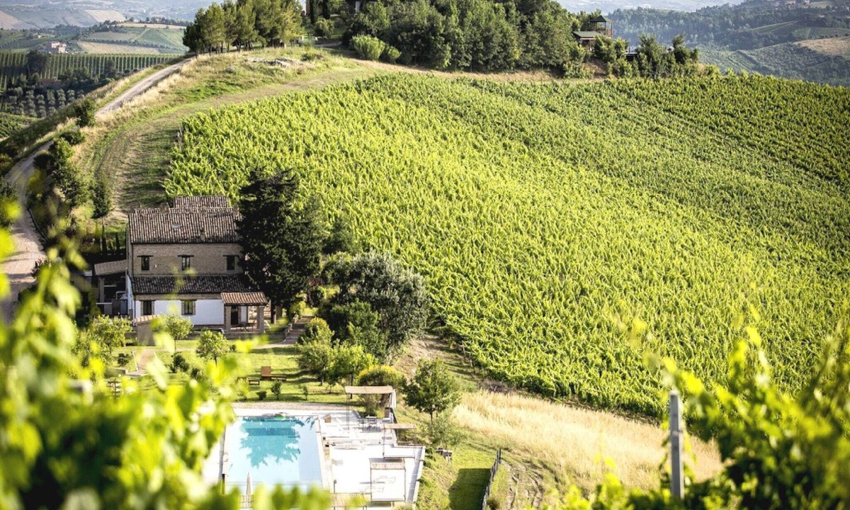 San Savino Apartment | Peaceful Stay in San Savino