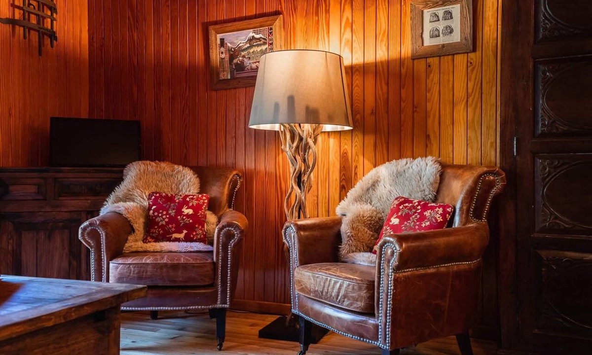 Champoluc Apartment | Penthouse with Monte Rosa Views, 3 Minutes from the Ski Lifts in Champoluc