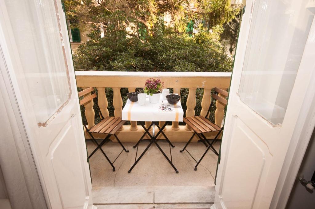 Castelletto Apartment | Perdiana House