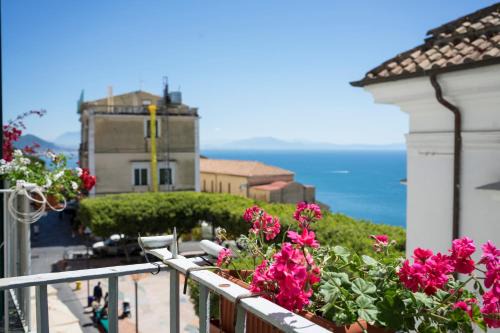 Vietri sul Mare Bed & Breakfast | Piano Rooms B&B