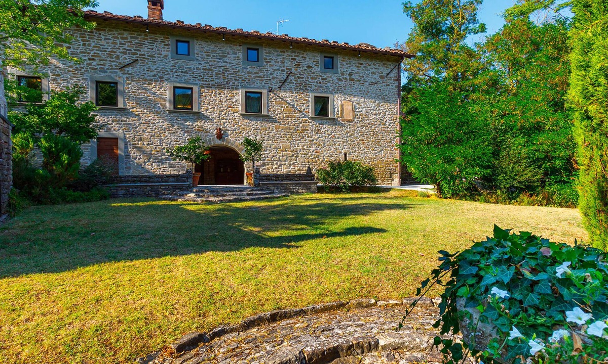 Santa Sofia Villa | Pieve del Borgo 6+2, Emma Villas