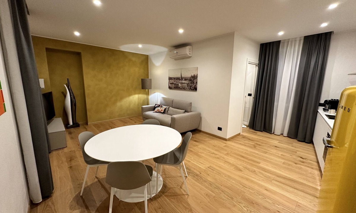 Rivoli Apartment | Piol42 - Suite Apartment C