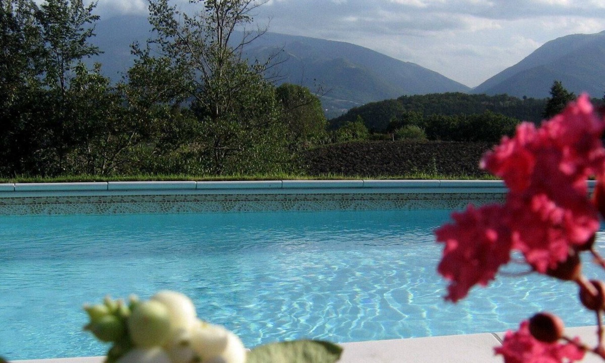 Cagli Apartment | Pleasant Apartment in Cagli with Common Pool