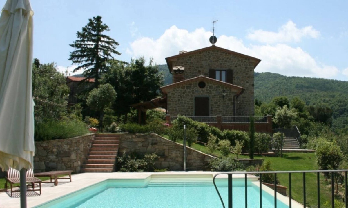 Pieve di Chio Villa | Podere Altalena, Nice country house with infinity pool