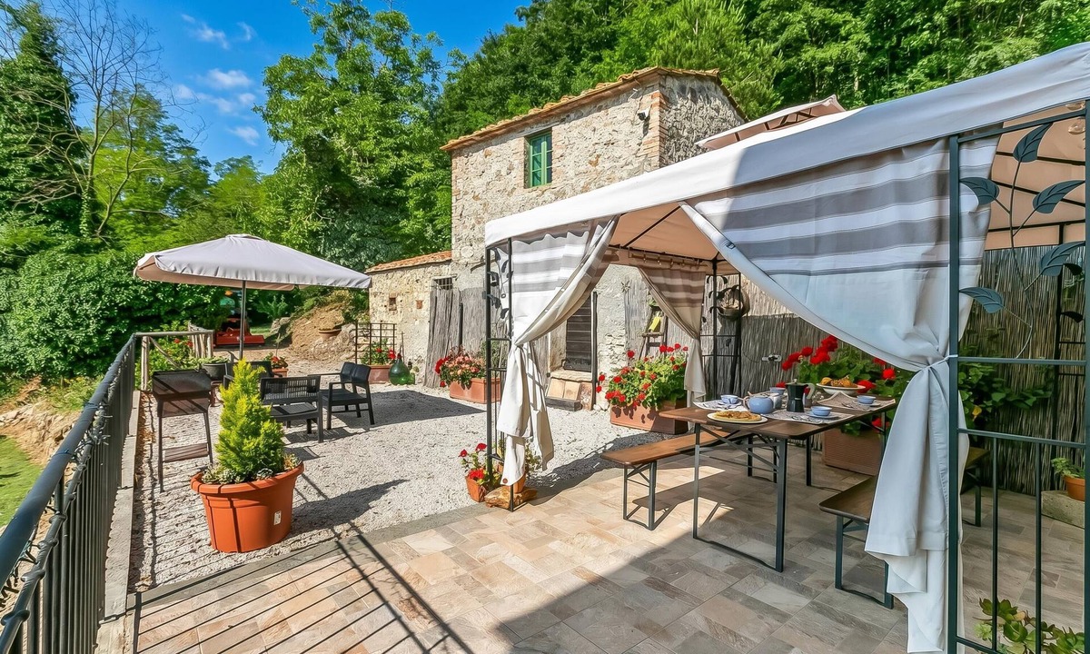 Montieri Apartment | Podere del Ciacchi Among Tuscany Greenery, Montieri, Italy