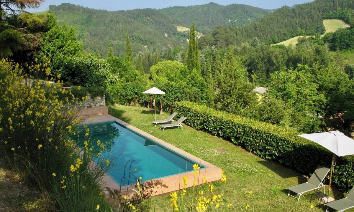Tredozio House | Private Garden & Pool: your oasis in Romagna-Toscana