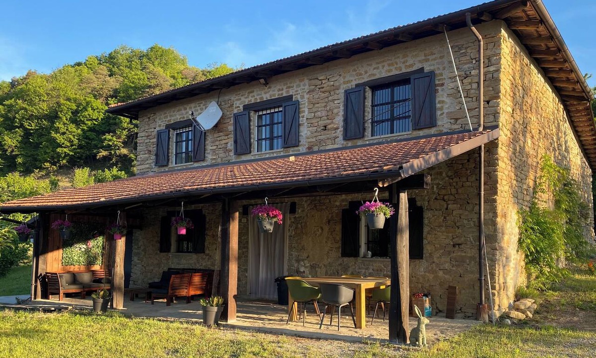 Bosia House | Private property, two houses, gym, pool and outside bar in stunning surrounding