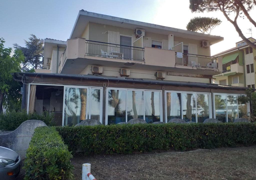 Pineto Bed & Breakfast | Quadruple room for a totally relaxing holiday 20 meters from the sea