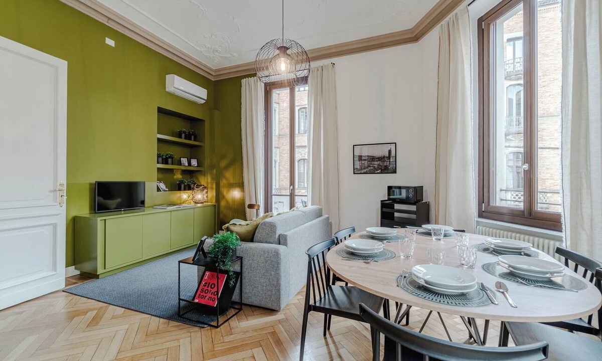 Historic Centre Apartment | Quaint 2-bedroom apartment with AC in charming Torino