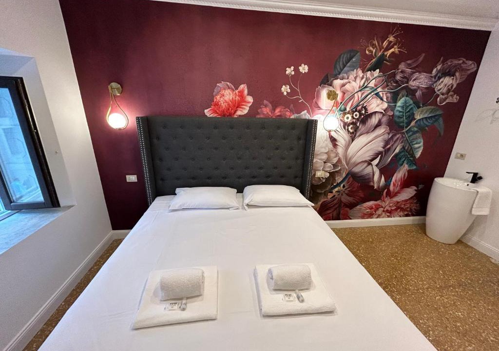 Rione XIV Borgo Apartment | Raffaello's Place