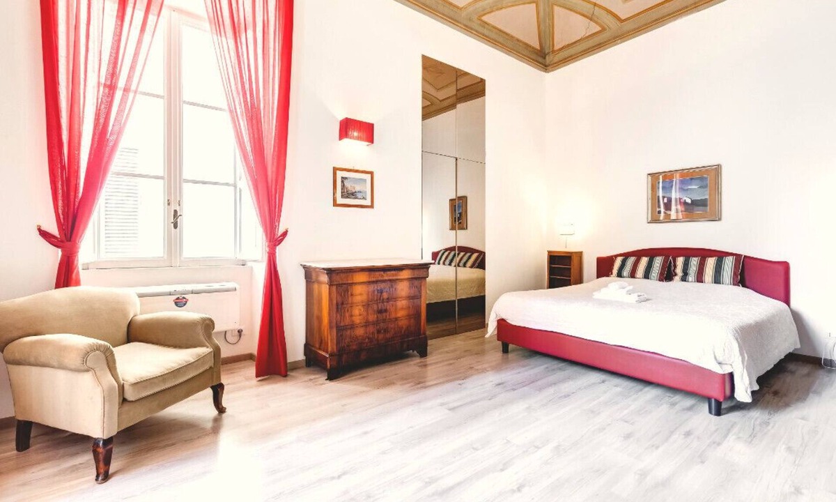 Rione IV Campo Marzio Apartment | Rampa Mignanelli Charming Apartment