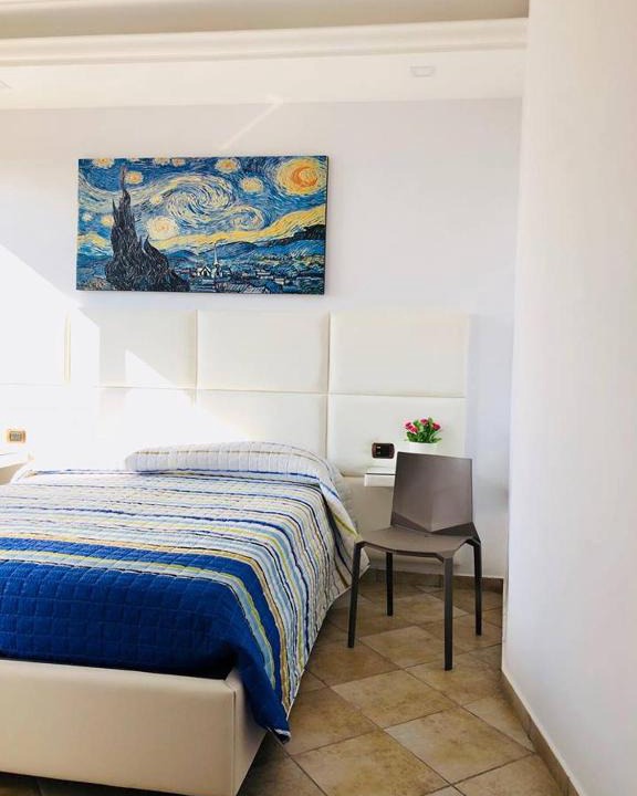 Bacoli House | Re Vincy - Affittacamere