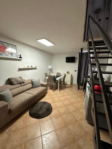 Macerata Campania Apartment | REGINA ELENA Loft & Room self ceck-in
