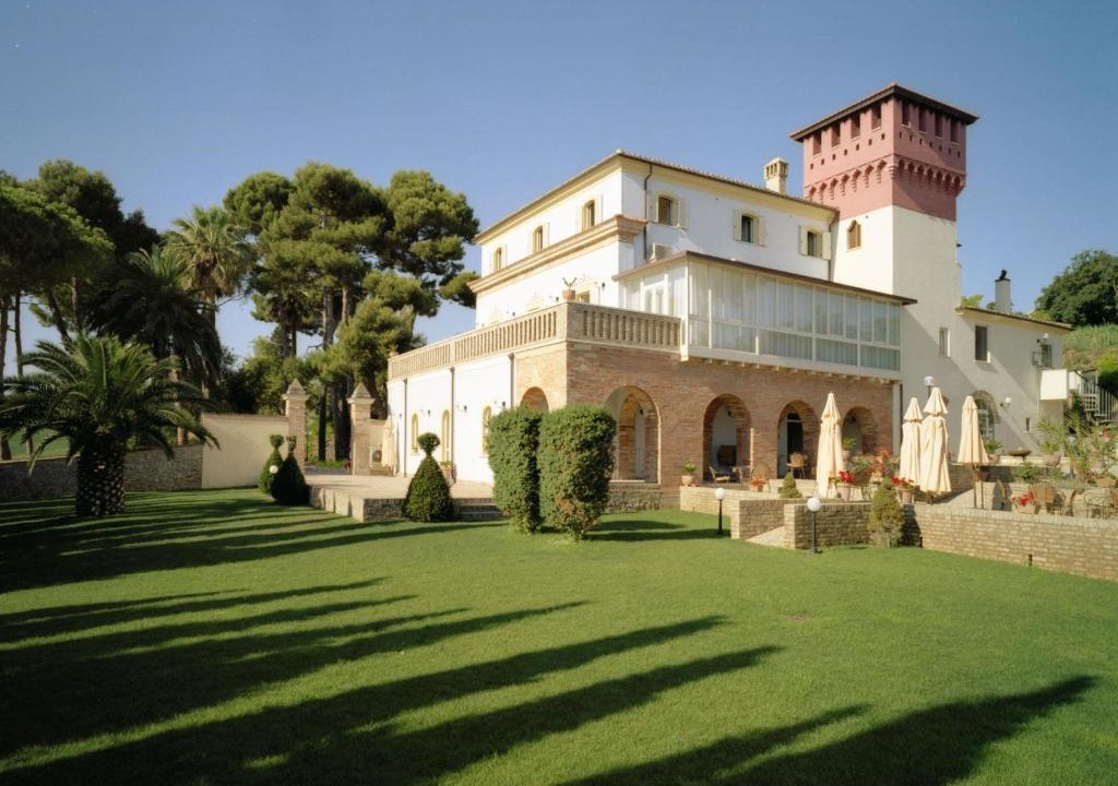 Silvi Hotel | Relais Villa Rossi