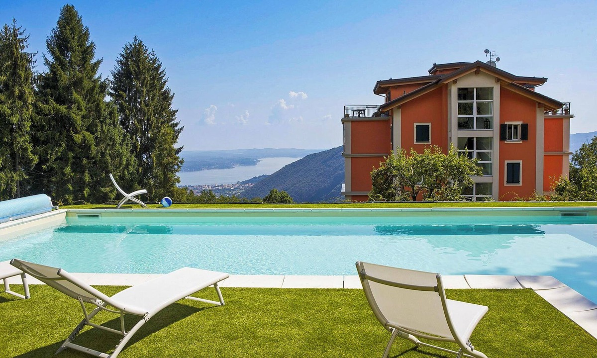 Comero Apartment | Residence alle Ville No. 03 by Lago Reisen