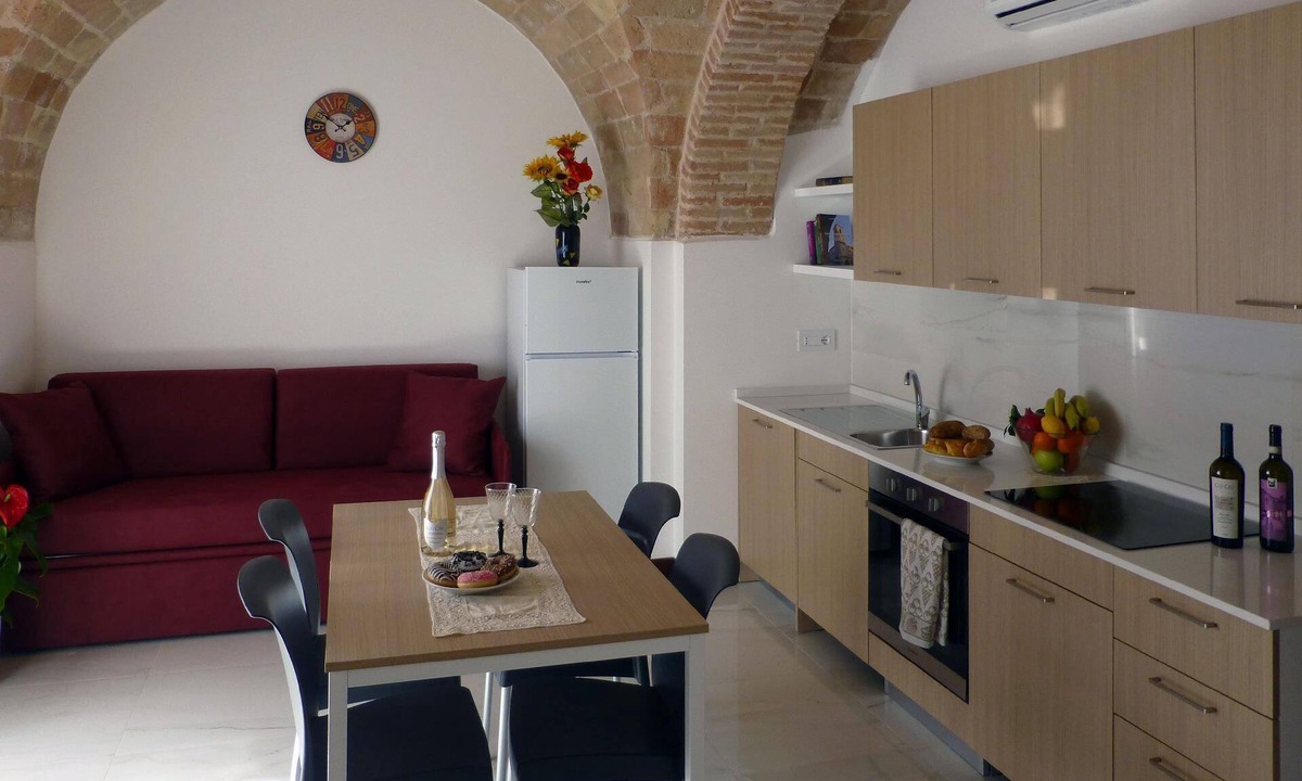 Offida Apartment | Residence Borgo Offida with large garden