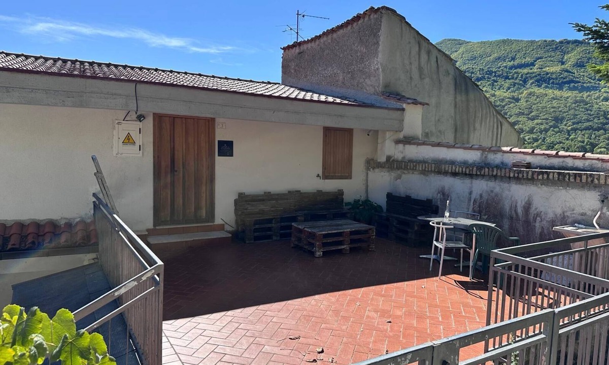 Valle Castellana House | RESIDENCE KING MANFREDI 2