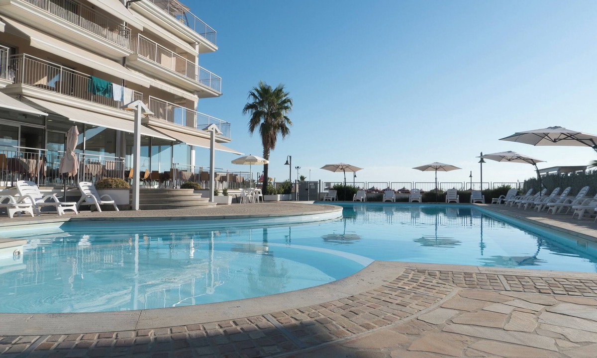 Roseto degli Abruzzi Apartment | Residence Roseto Pool Seaview Abruzzo