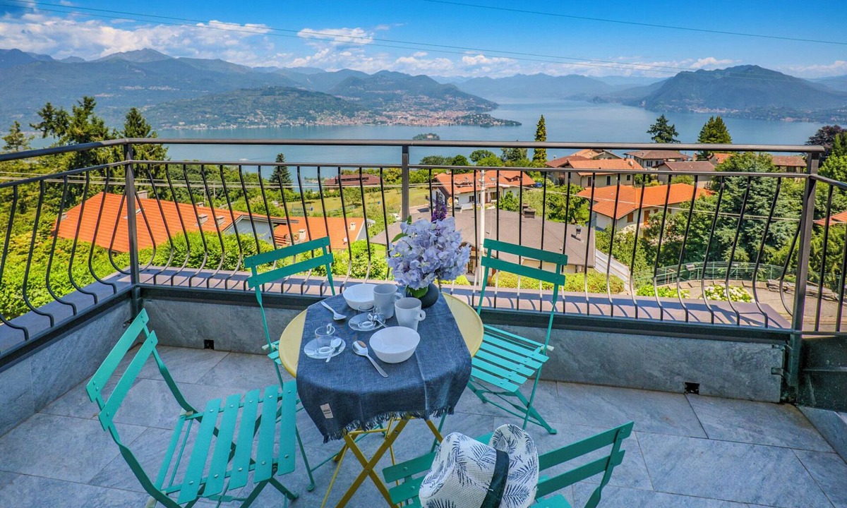 Levo Apartment | Residenza Luna No. A 5 by Lago Reisen