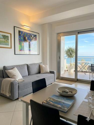 Giulianova Apartment | RIVIERA PALACE - BILO SEA FRONT- Premium Villas