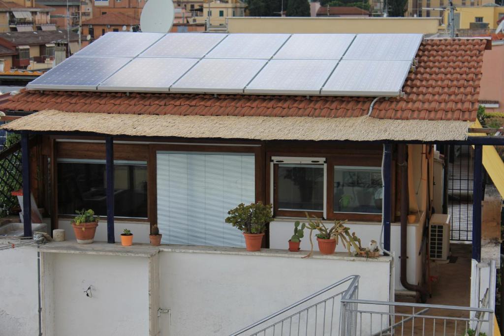 Quartiere XXIX Ponte Mammolo Apartment | Romantic Studio Apartment Near Park