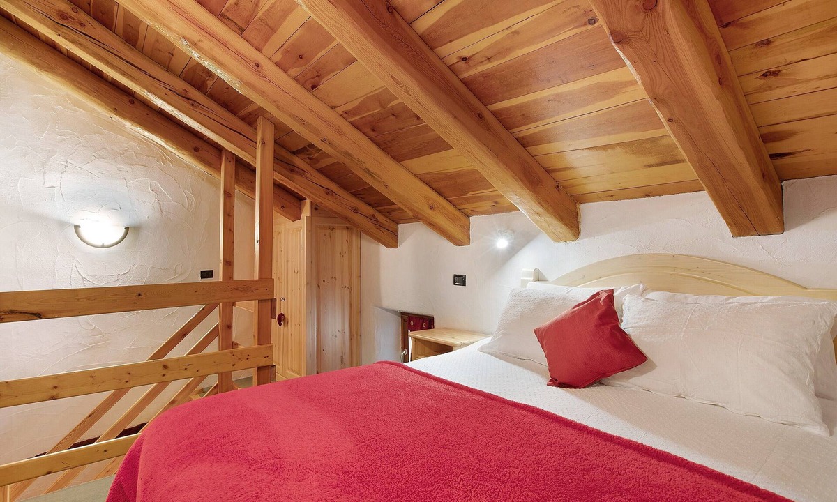 Ollomont Apartment | Room 'Camera 4 - Tripla' with Mountain View and Wi-Fi