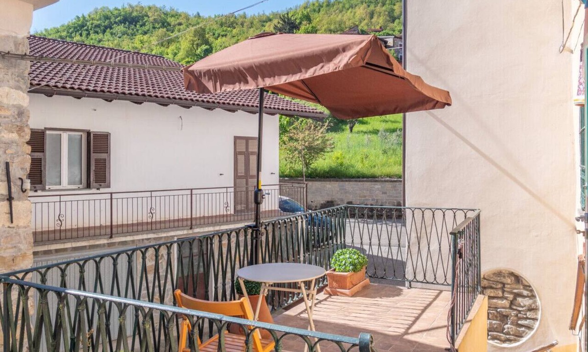 Rosano Apartment | Rosano 76 - 5 minutes from Cabella Ligure