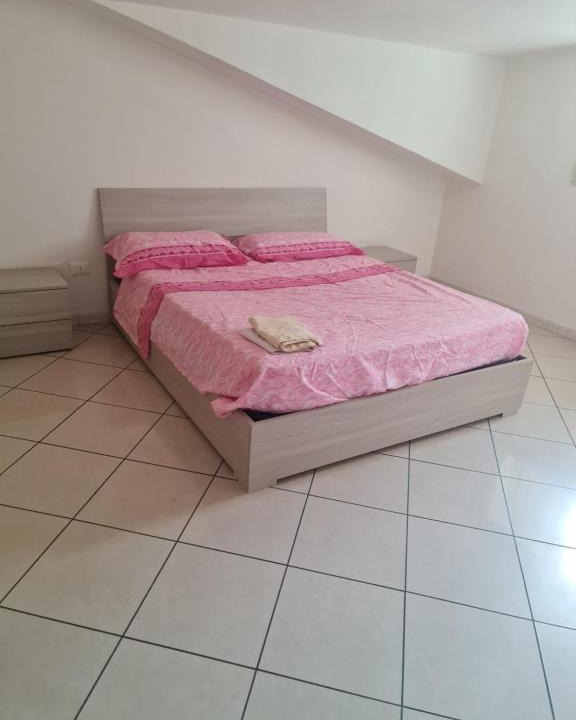 San Nicola La Strada Apartment | Royal garden Attico (Women Only)