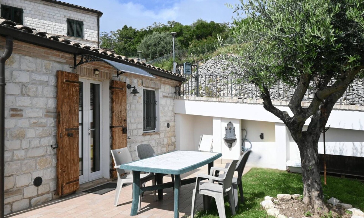 Sirolo Villa | S364 - Sirolo, delightful sea-view villa with garden