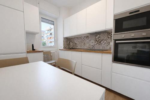 Milan Apartment | San Siro - Luminous Urban Apartments