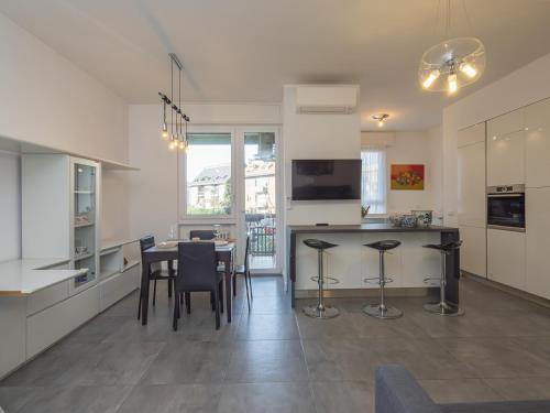 San Siro Apartment | San Siro - Modern & Stylish 3 BR with 2 balconies Lotto MM1-MM5 by Rentopolis