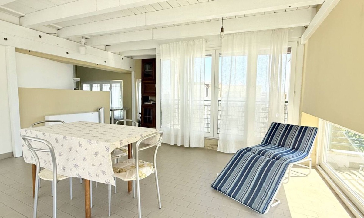 Senigallia Apartment | SE181 - Senigallia, spacious and bright three-bedroom apartment with terrace