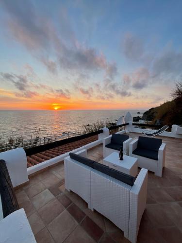 Forio Apartment | Sea view Apartament CAVA DELL ISOLA FORIO ELOWEN
