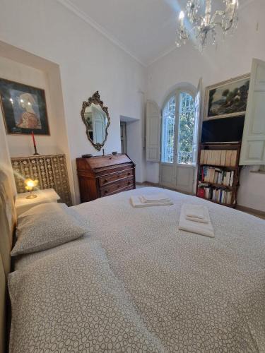 Perugia House | Secret villa's city garden