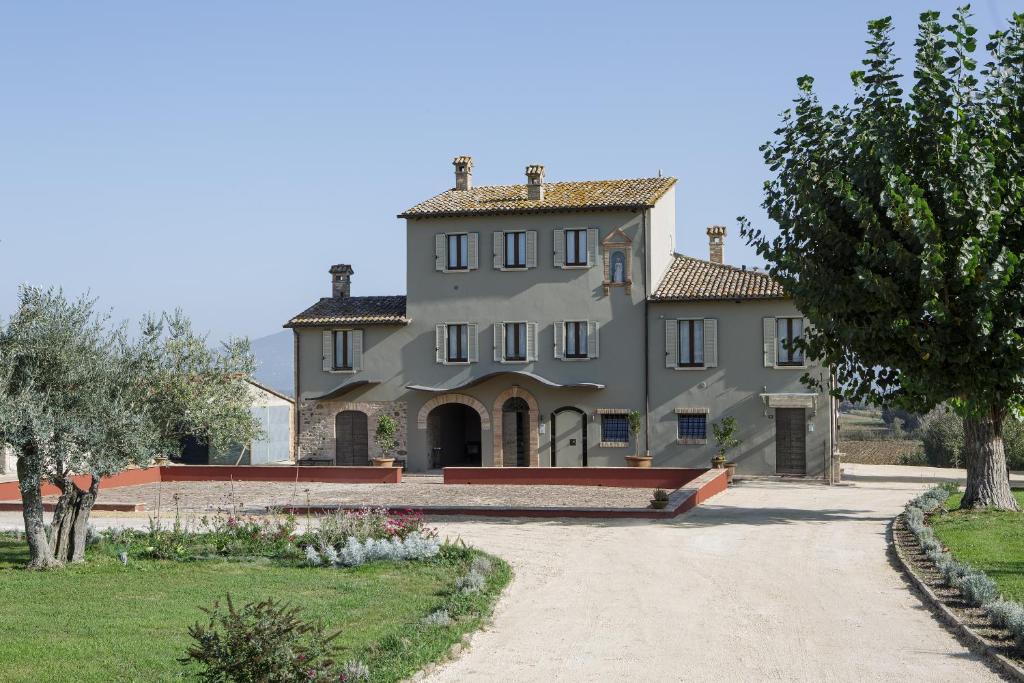 Cannara Apartment | SeiPetali