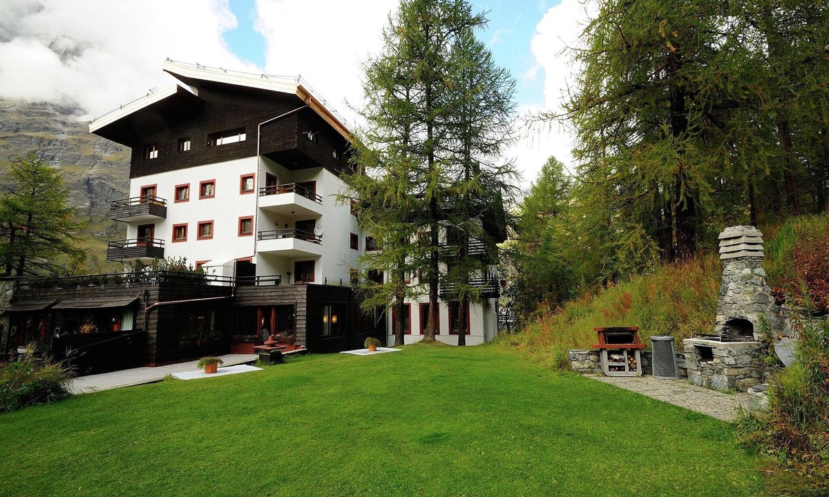 Cervinia Apartment | Ski, stay, and savour; Aosta Valley