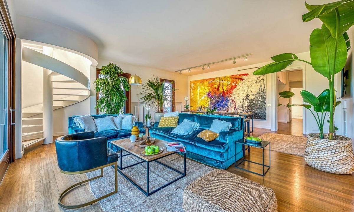 Vatican Villa | Skylife Sunshine Apartment