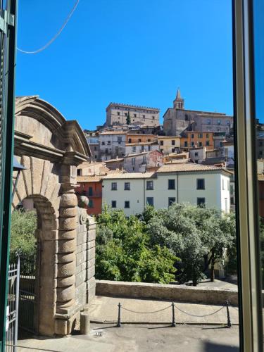 Soriano nel Cimino Apartment | Soggiornare accanto a palazzo Chigi Albani