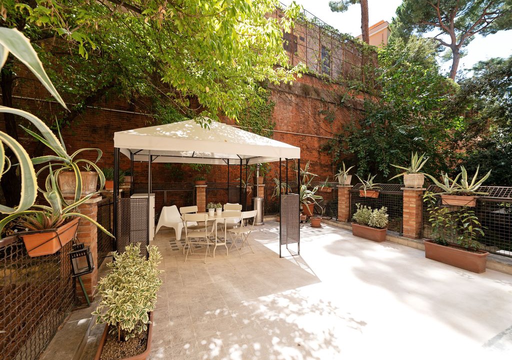 Repubblica Apartment | Spacious and Elegant 2 Bed Apt near Colosseum