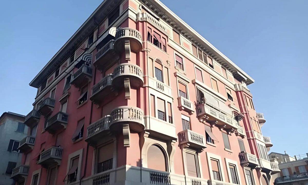 Pegli House | Spacious apartment near sea, airport and downtown Genoa