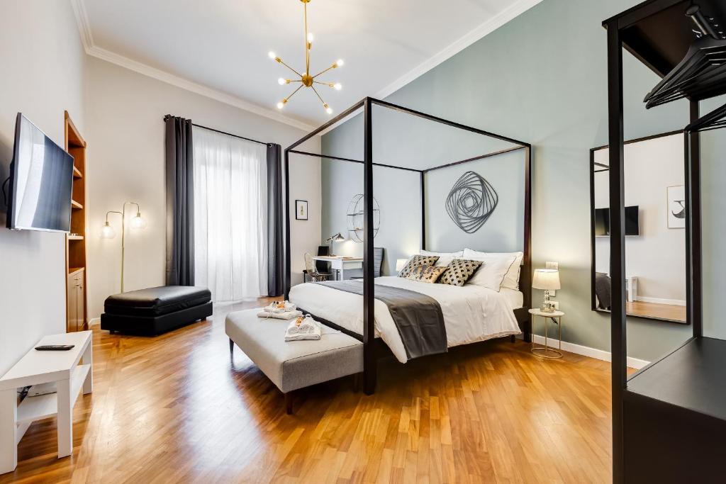 Rione IV Campo Marzio Apartment | Spanish Steps Exclusive Apartment