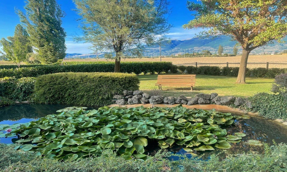 Limiti Villa | Spello By The Pool - Sleeps 11 with large private pool, meditation park - exc
