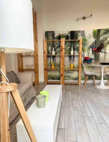 Stadera Apartment | Street Montegani