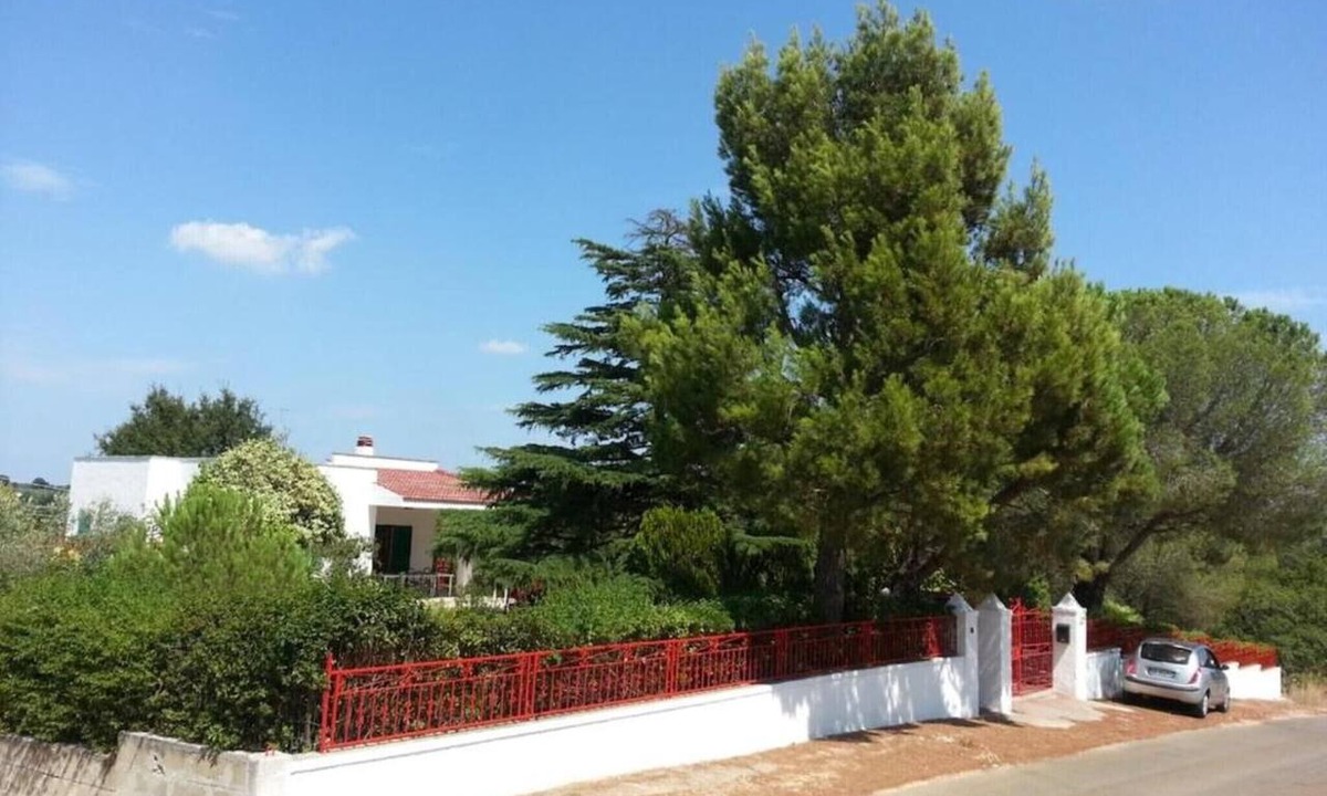 Impalata Apartment | Studio Apartment 'Oasi Villa Anthea - Dépendance' with Shared Pool, Wi-Fi and Air Conditioning