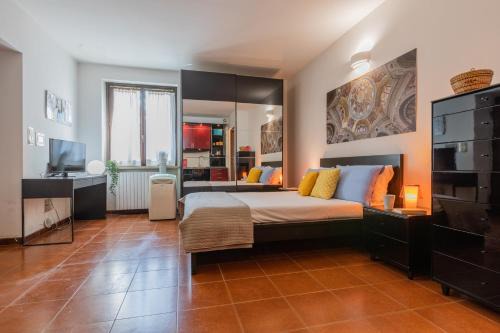 Roman Quarter Apartment | Studio S. Tommaso a Piazza Castello by Wonderful Italy