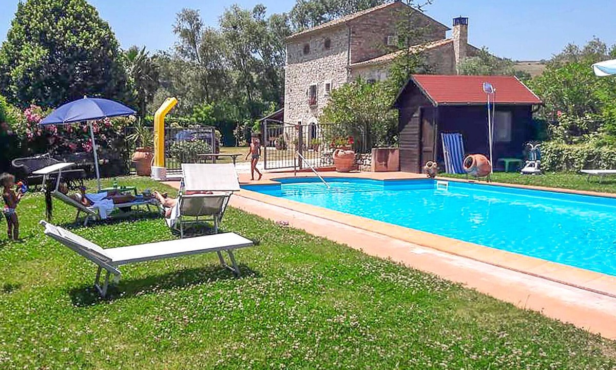 Fragneto Monforte House | Stunning home in Fragneto Monforte